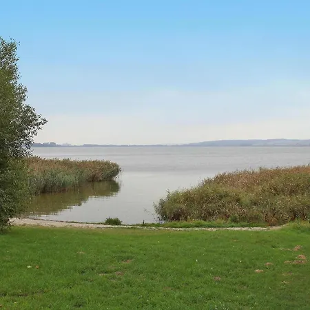 Schoenes Mit Terrasse