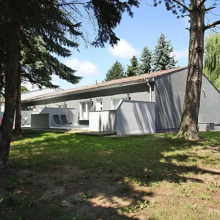 Holiday home Reihenhaeuser Mit Terrasse Am Kummerower In Sommersdorf *