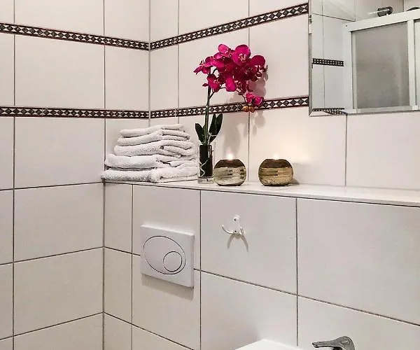 Schoenes Mit Terrasse